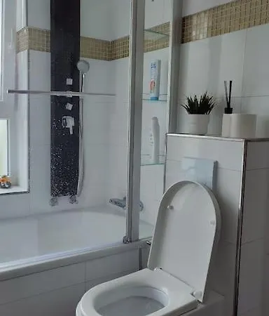 Homeoffice Kueche Wlan Tv Mit Terrasse&grill +fahrrad Hove (Rhein-Sieg)