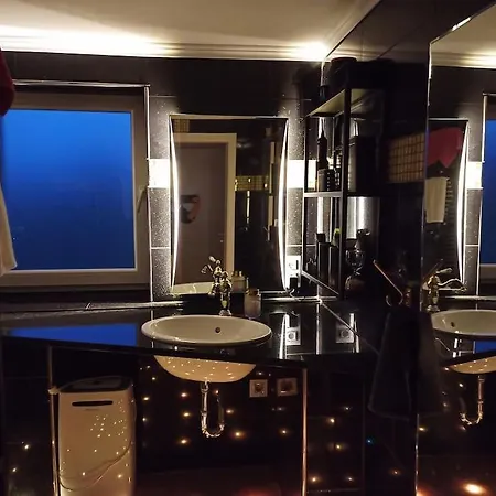 Homeoffice Kueche Wlan Tv Mit Terrasse&grill +fahrrad Appartamento *