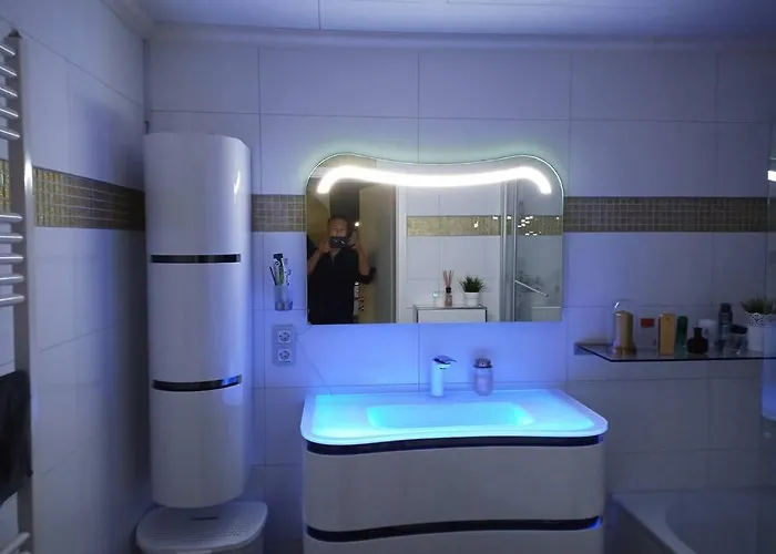 Apartmán Homeoffice Kueche Wlan Tv Mit Terrasse&grill +fahrrad *