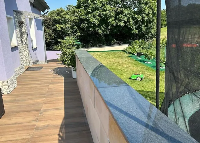 Apartmán Homeoffice Kueche Wlan Tv Mit Terrasse&grill +fahrrad